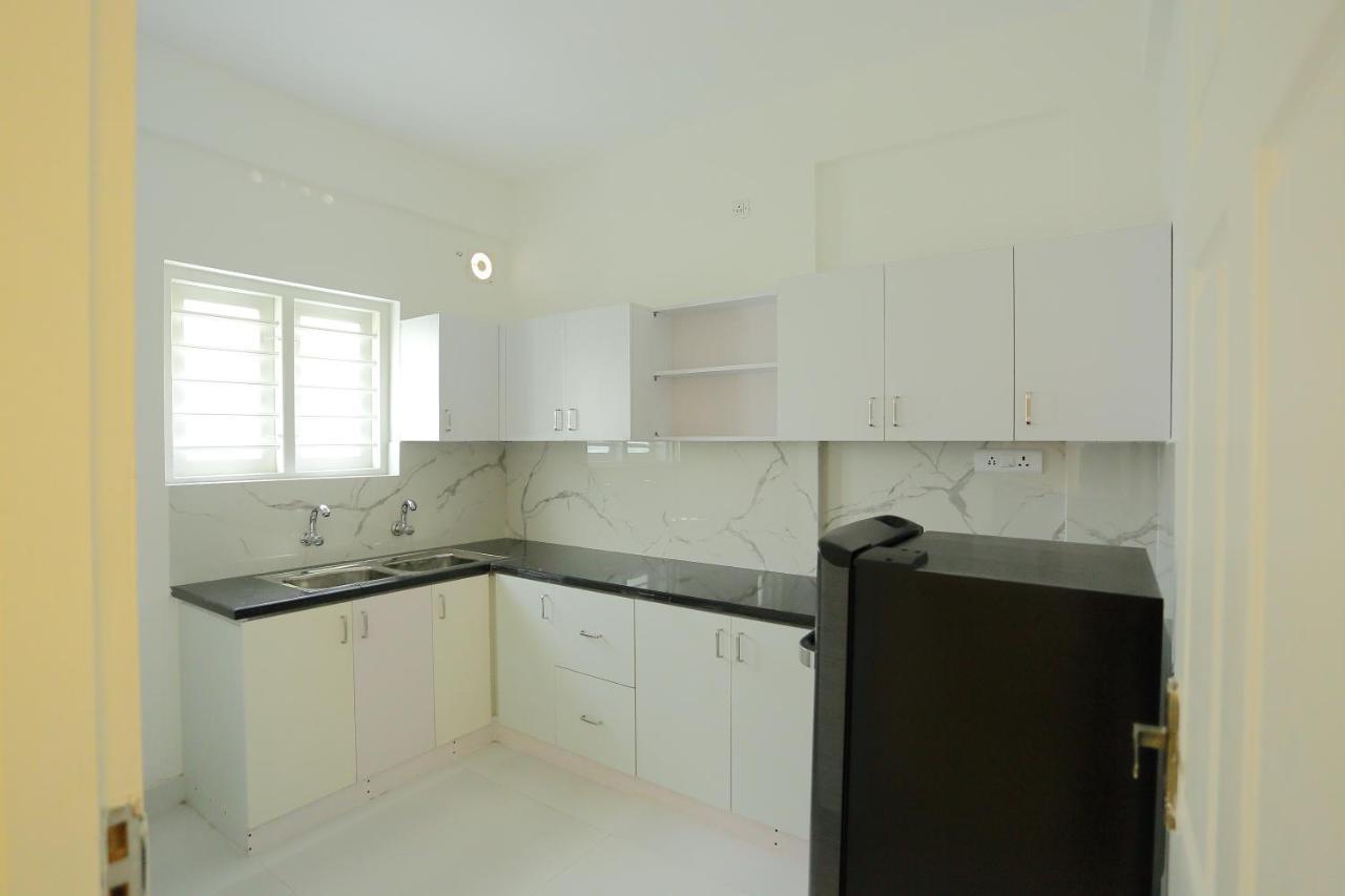 Yelza Hotel And Residence Alwaye Dış mekan fotoğraf
